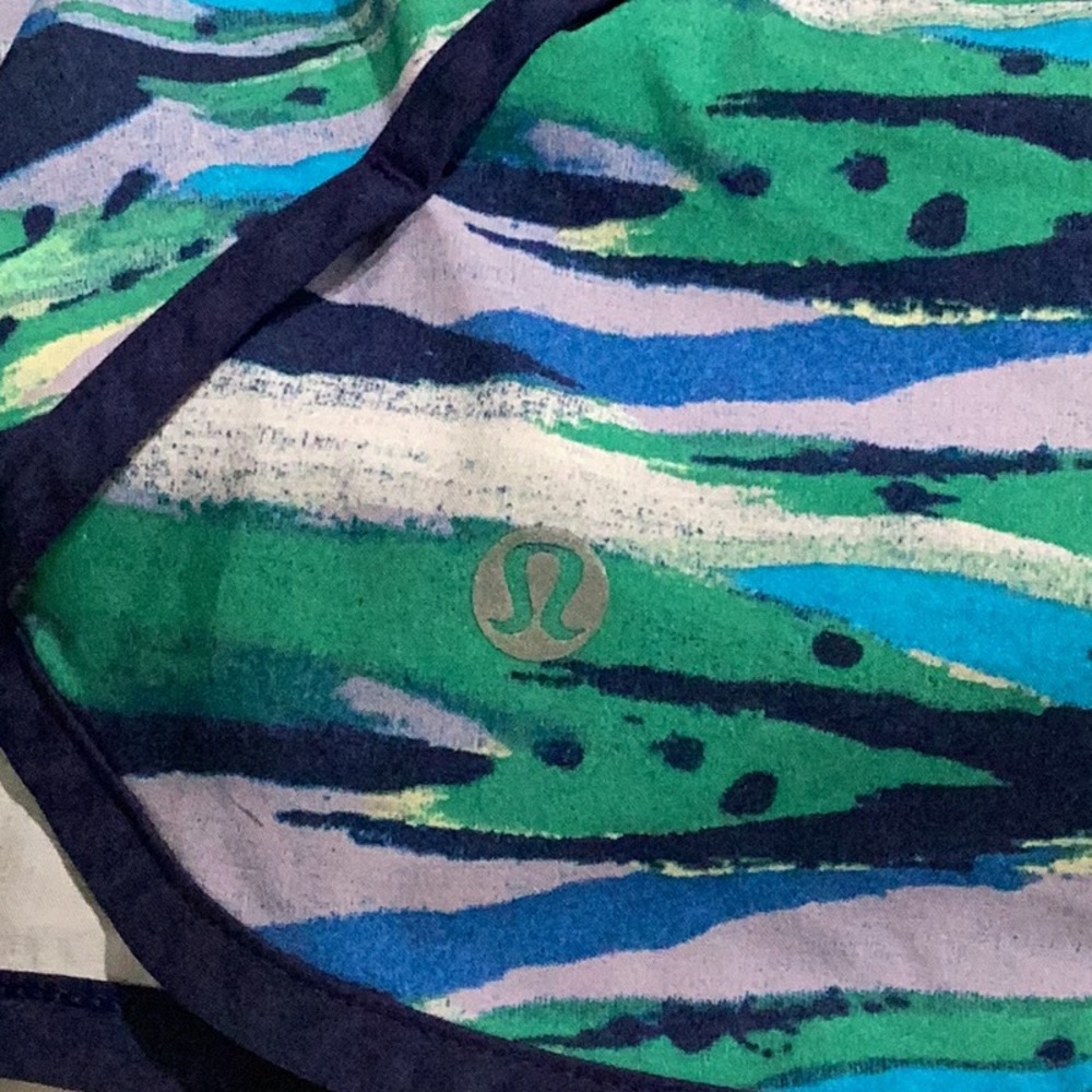 Lululemon Running Multicolor Patterned Athletic S… - image 3